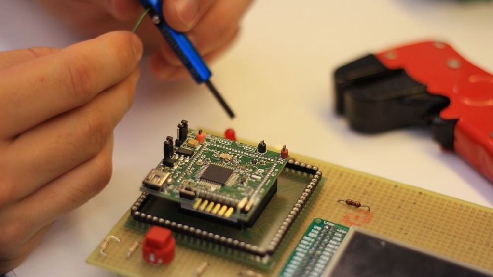 錄音IC的優缺點是什么？只要特性體現在哪方面？